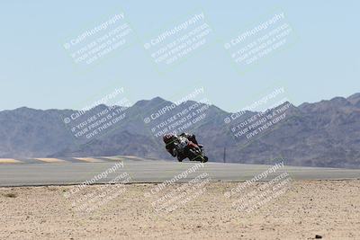 media/Apr-20-2025-CVMA (Sun) [[39090e8767]]/Race 9-Formula LW Twins Shootout/